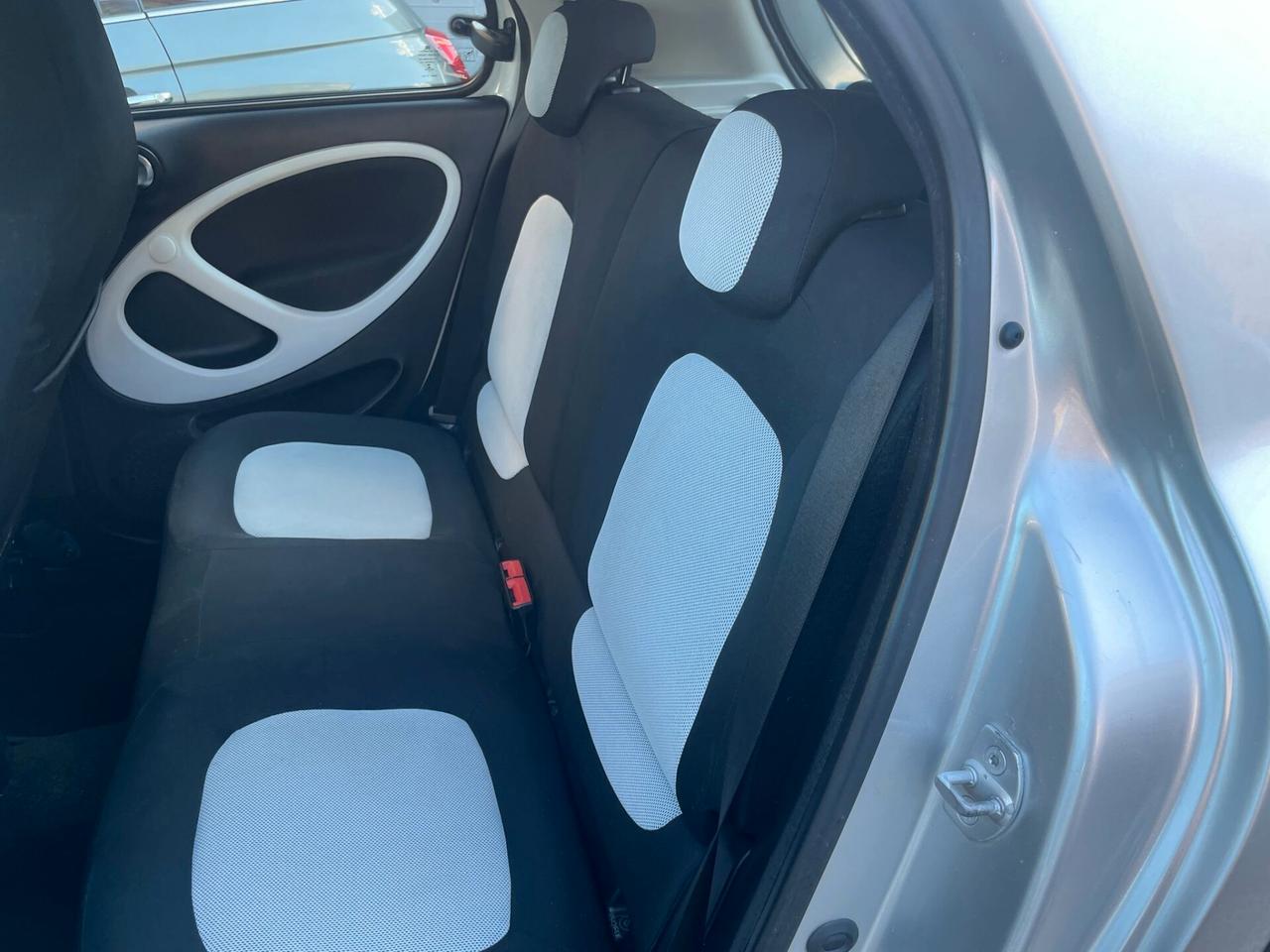 Smart ForFour 70 1.0 Passion
