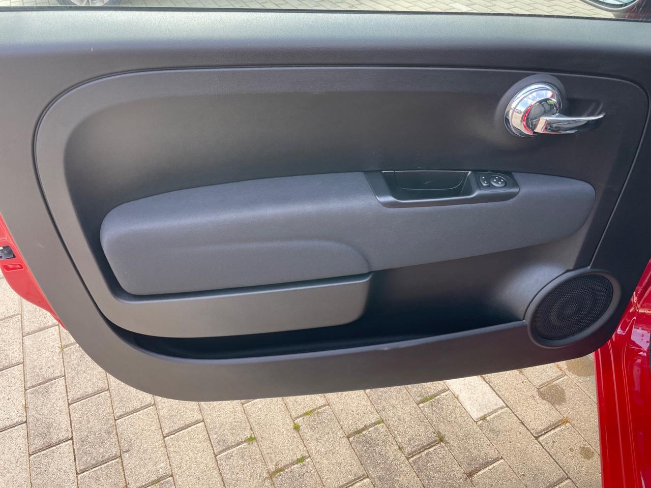 Fiat 500 1.0 Hybrid 2023 SOLO 15000 KM