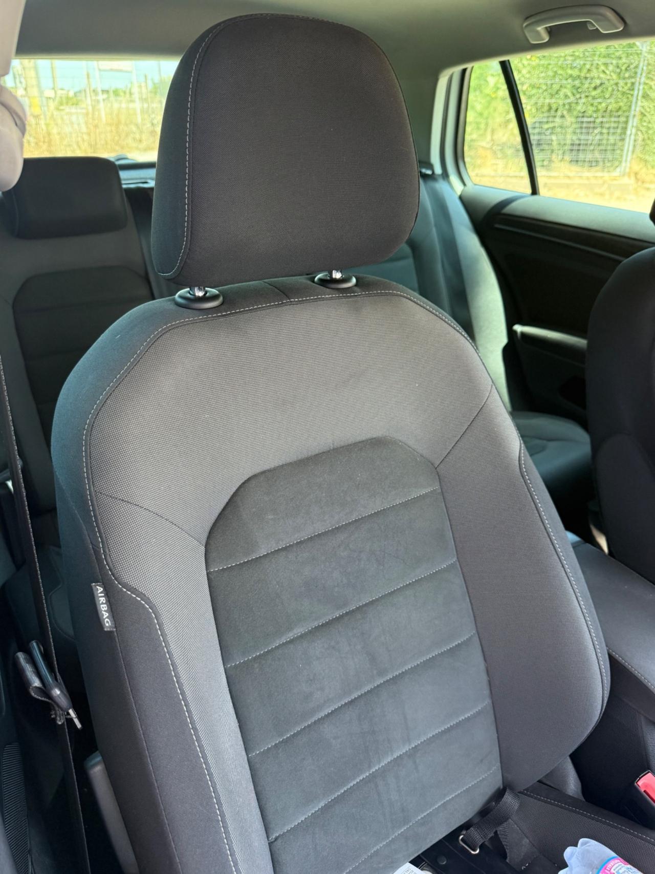 Volkswagen Golf 1.6 TDI 115 CV accessoriato