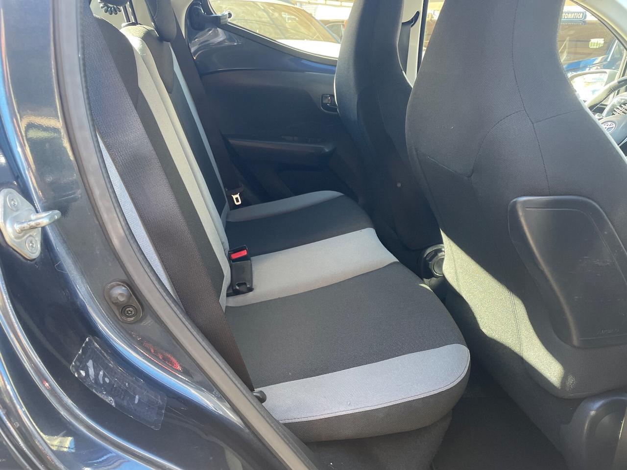 Toyota Aygo 1.0 12V VVT-i 3 porte Active Connect