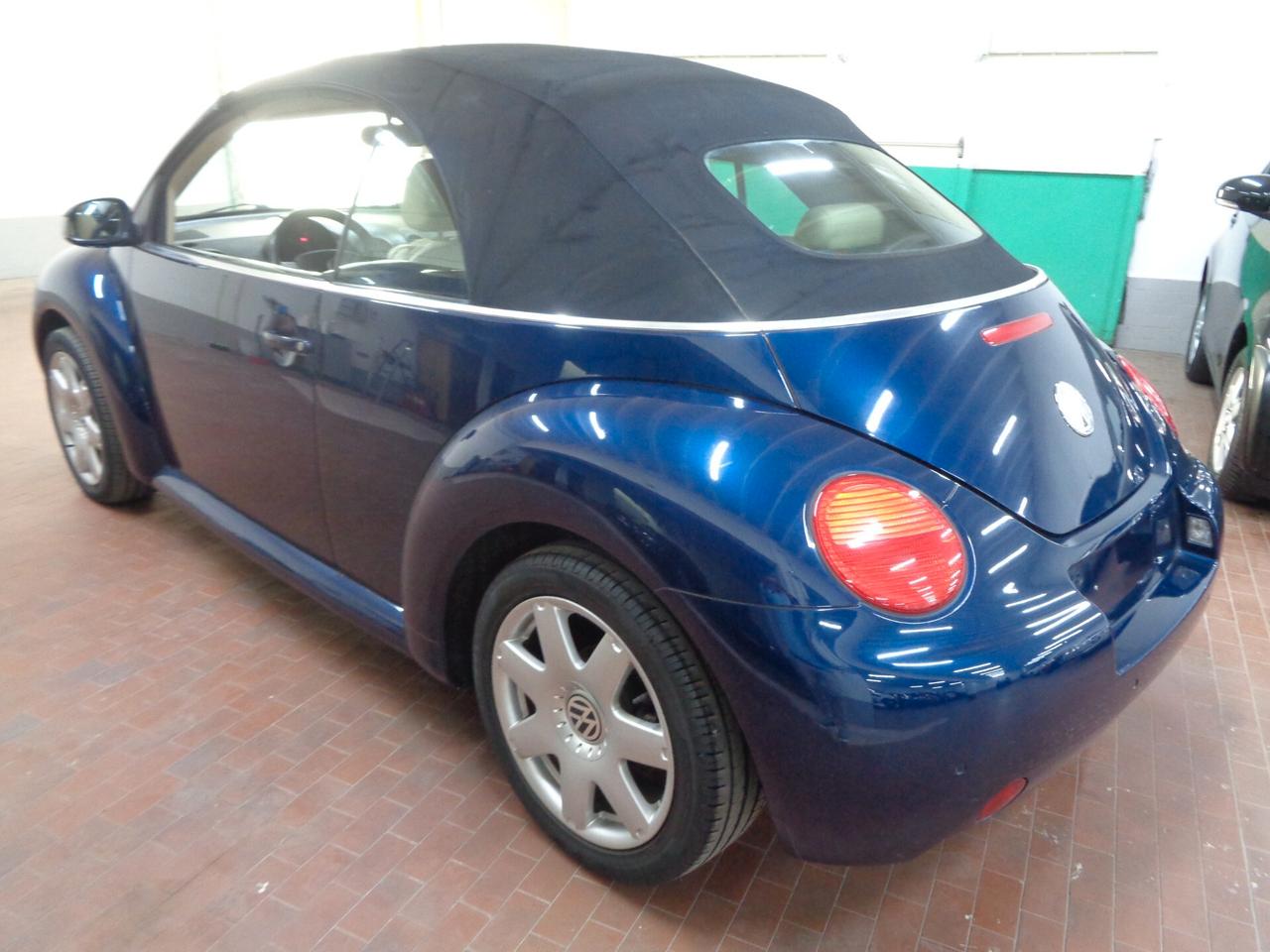 Volkswagen New Beetle 2.0 Cabrio