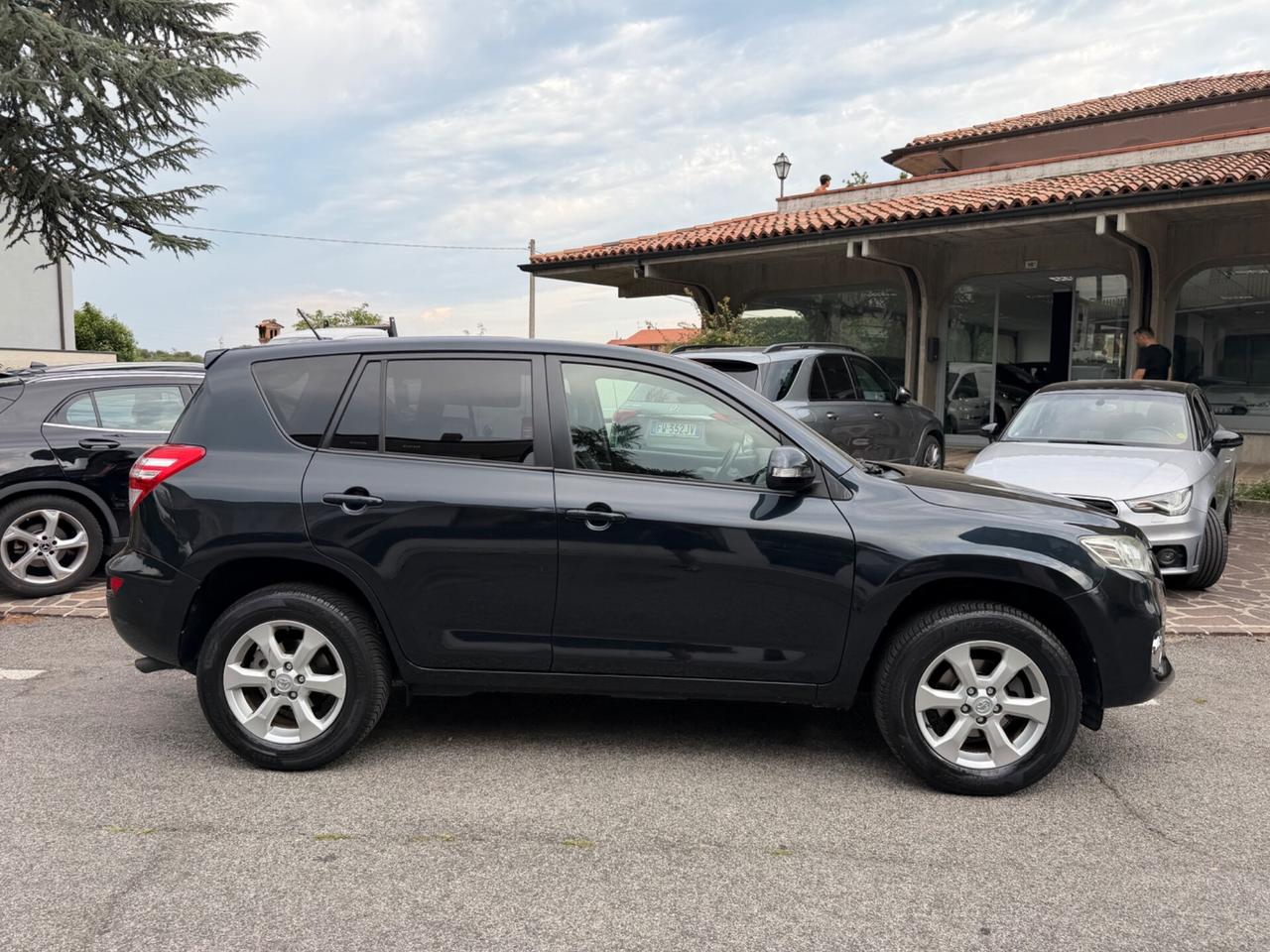 Toyota RAV 4 RAV4 Crossover 2.2 D-Cat 177 CV Executive