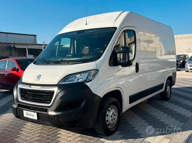 Peugeot Boxer 330 2.2 Diesel 140 cv L2H2