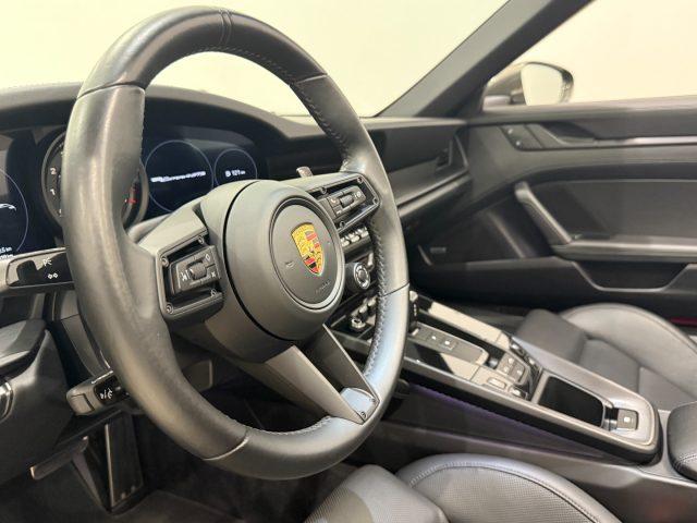 PORSCHE 992 Carrera 4 GTS Cabriolet