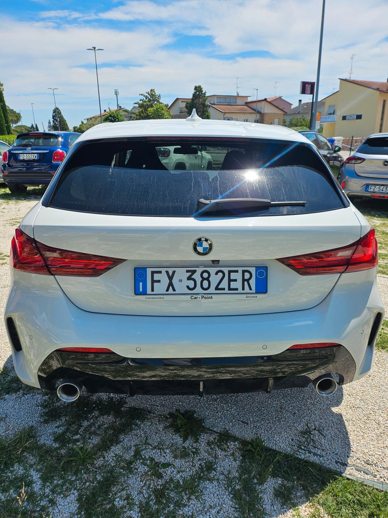 Bmw 118 118d 5p. Msport
