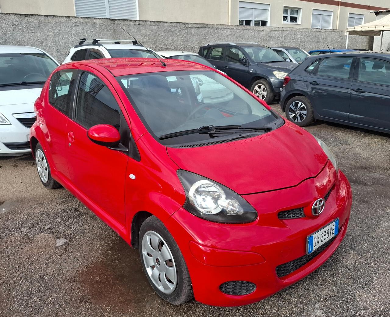 Toyota Aygo 1.0 12V VVT-i 5 porte Now