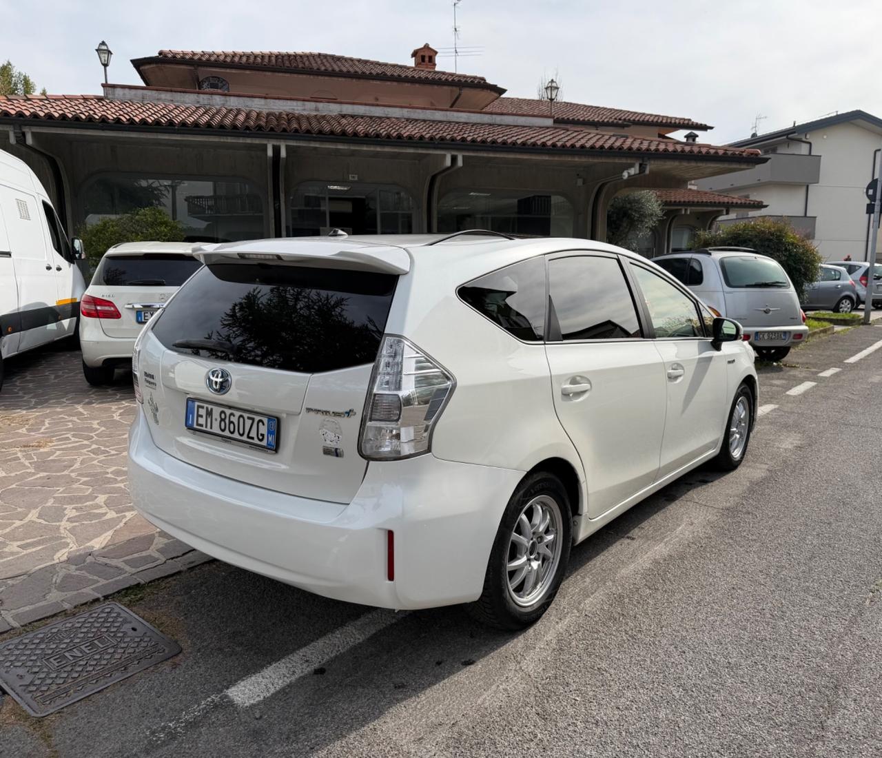 Toyota Prius Prius+ 1.8 Lounge
