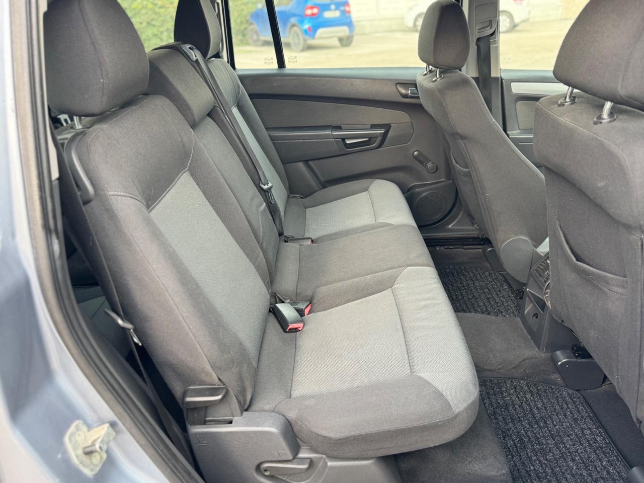 Opel Zafira 1.6 16V ecoM 94CV Cosmo