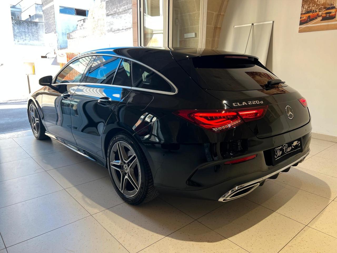 MERCEDES CLA 220D SHOOTING BRAKE PREMIUM 2.0 190CV PELLE NAVI CAM ANNO 2020