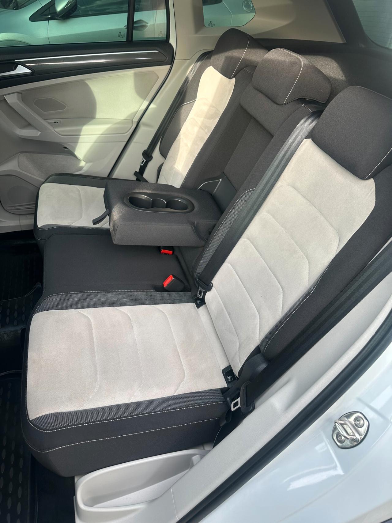 Volkswagen Tiguan 2.0 TDI SCR DSG Sport TETTO APRIBILE