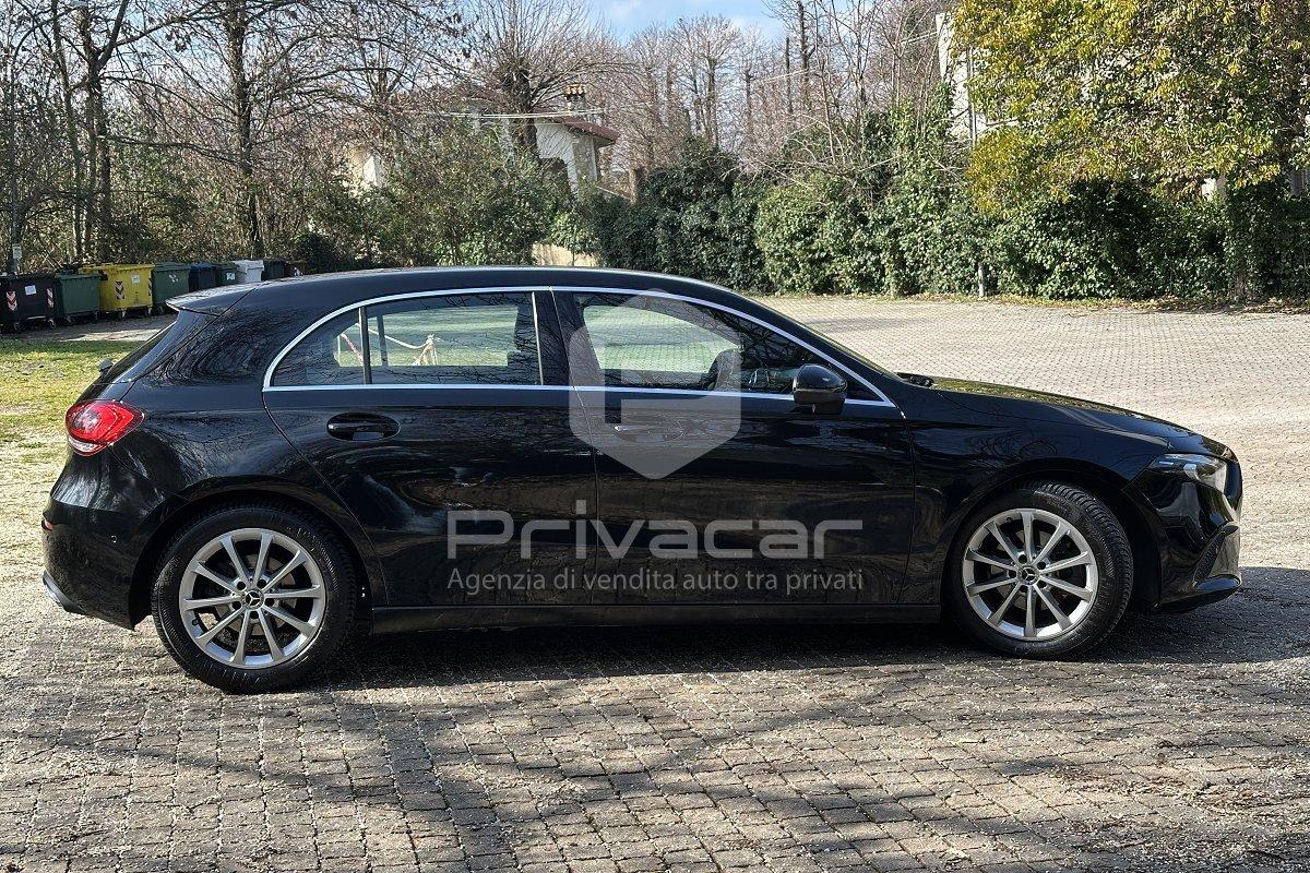 MERCEDES A 180 d Automatic Business