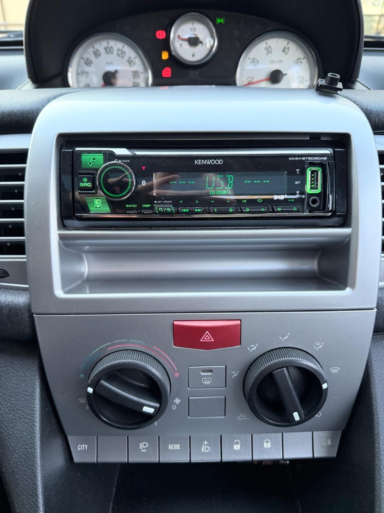 Lancia Ypsilon 1.2 Platino TETTO APRIBILE