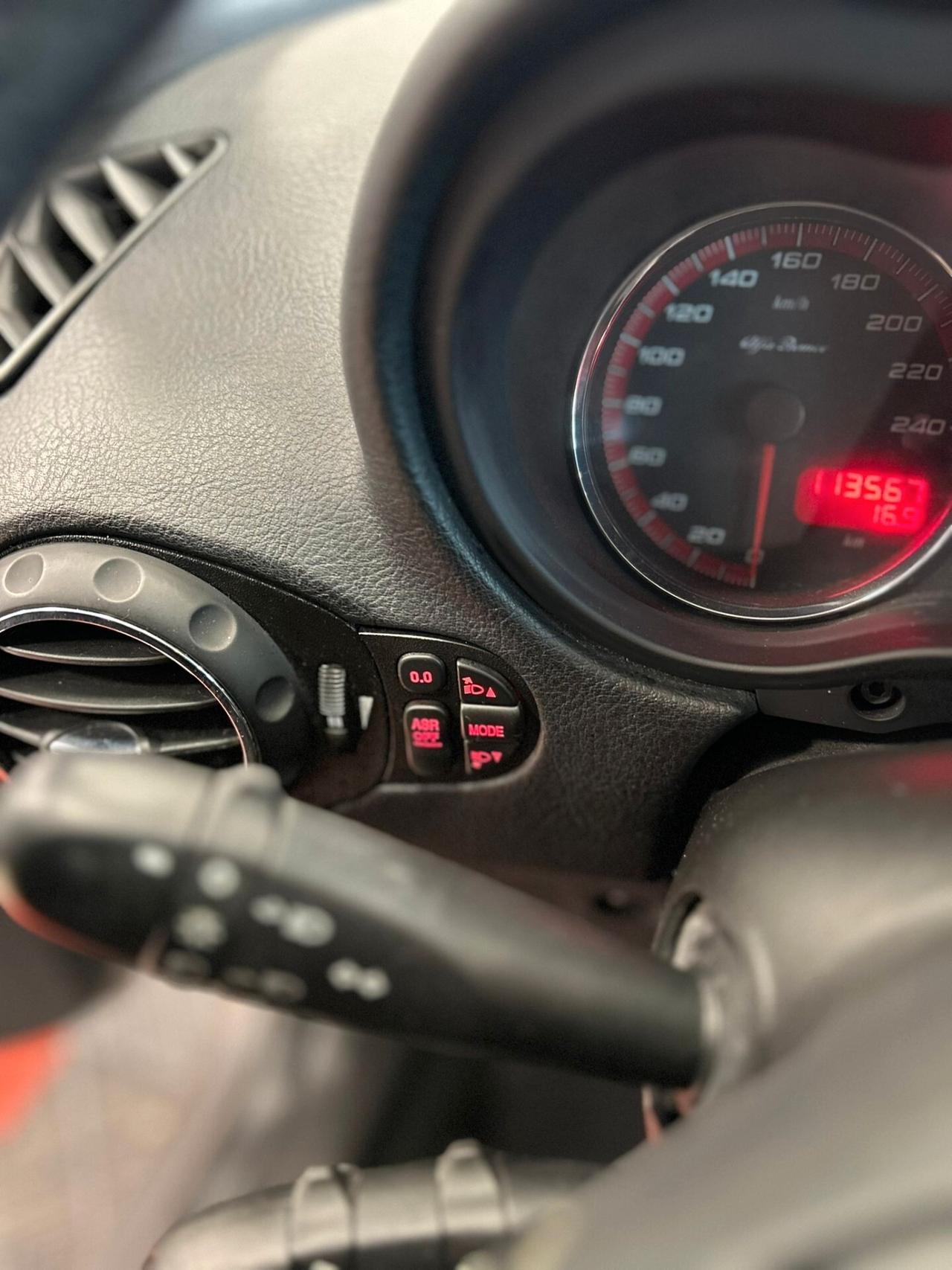 Alfa Romeo 147 1.9 JTD M-JET 16V 5 porte Q2