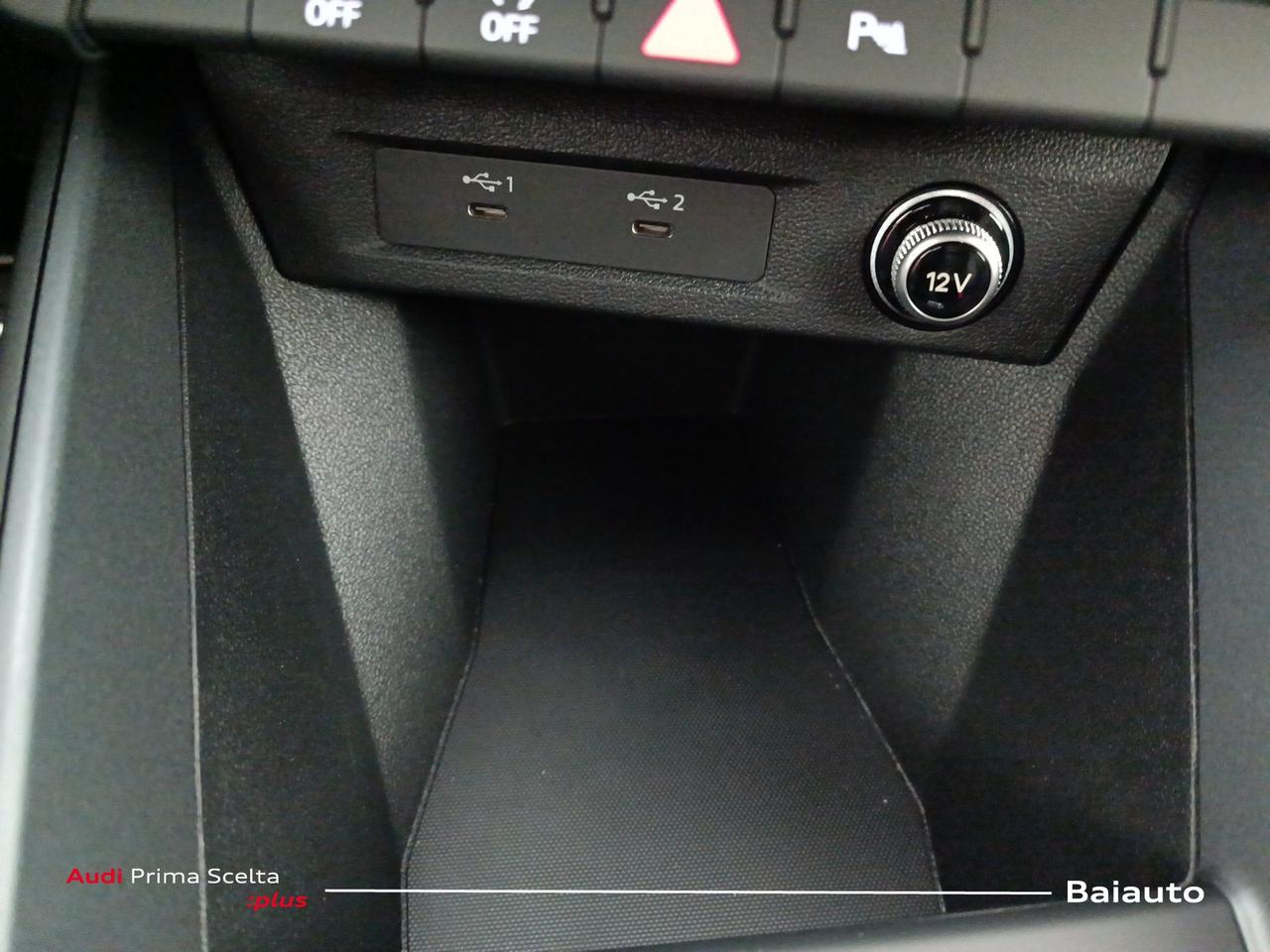Audi A1 sportback 30 1.0 tfsi 116cv identity black s tronic