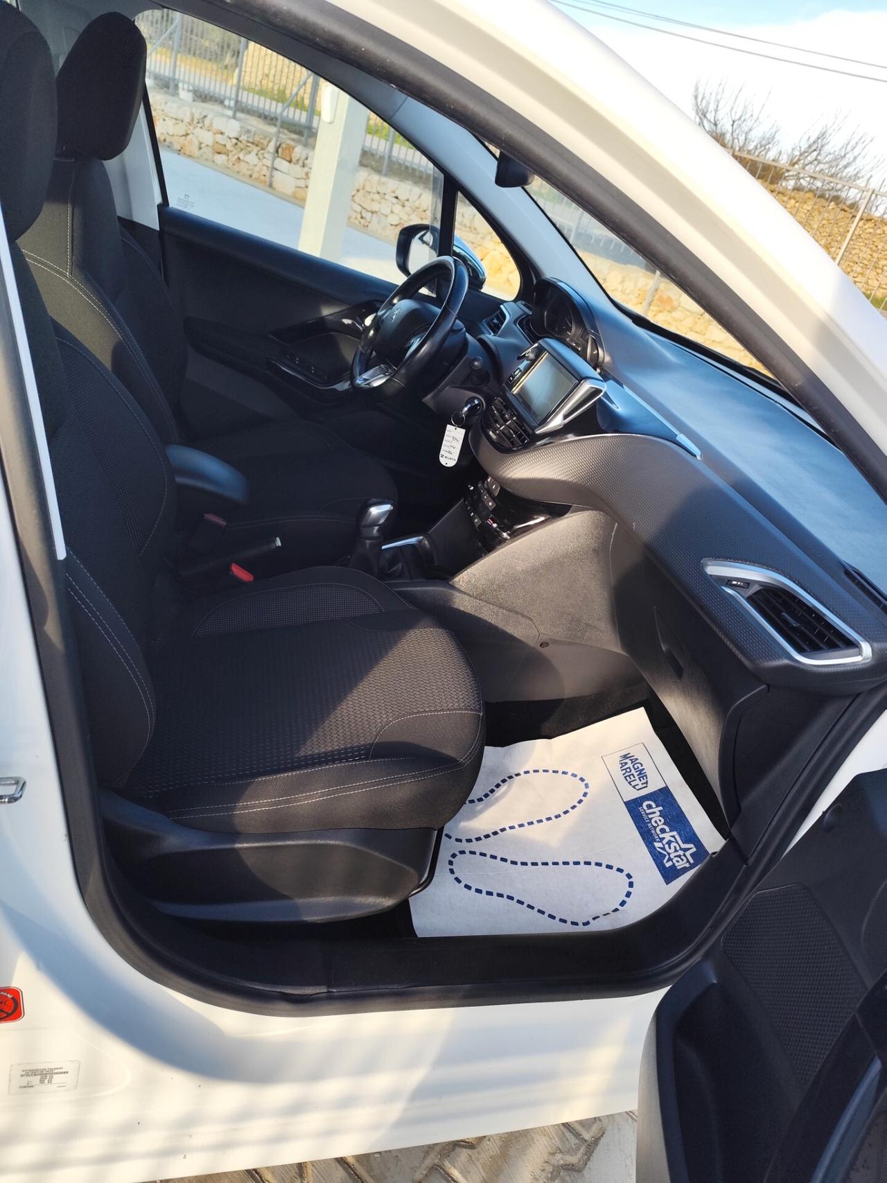 Peugeot 208 BlueHDi 75 5 porte Allure