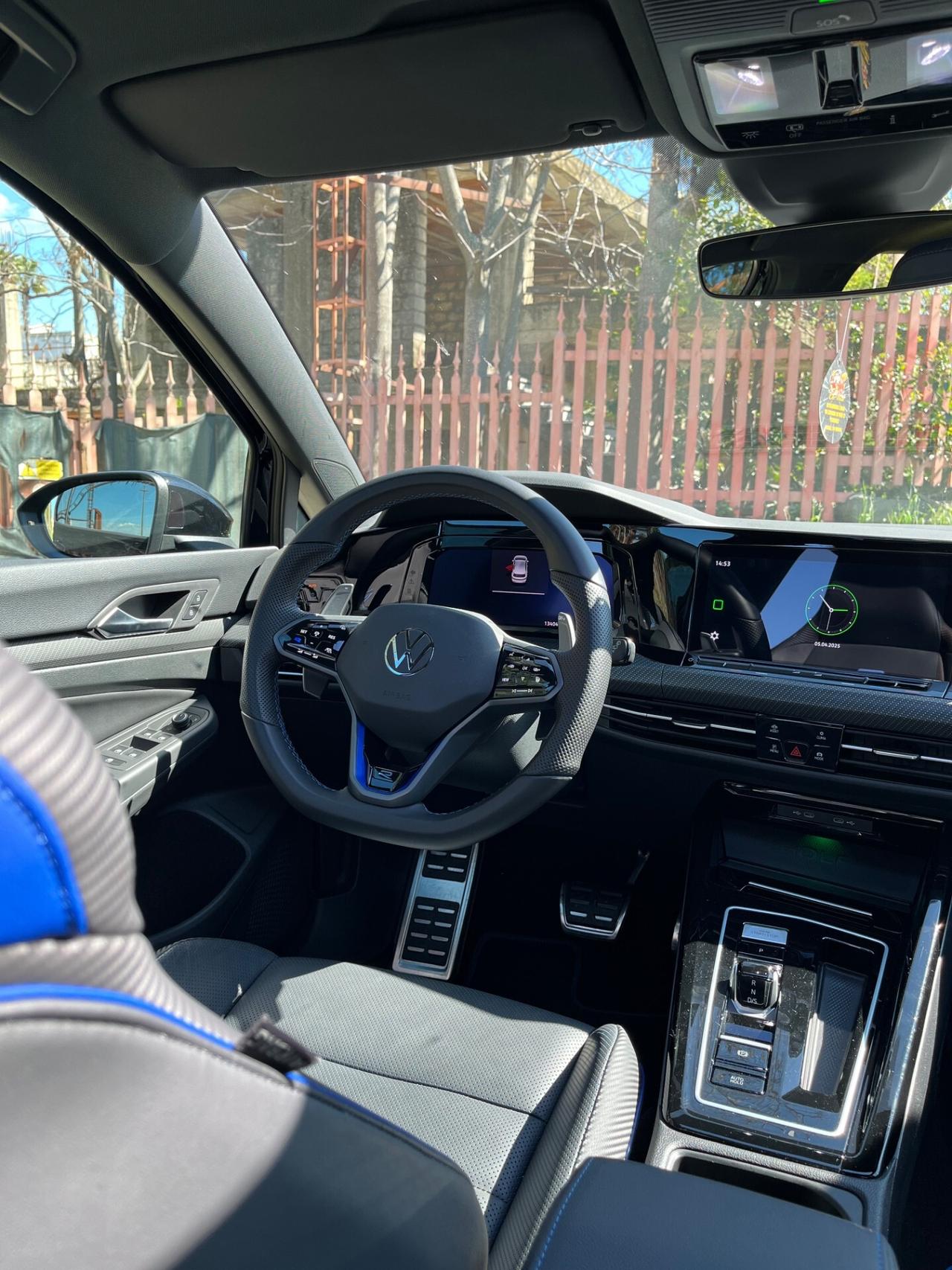 Volkswagen Golf 2.0 TSI R 20 years DSG 4Motion