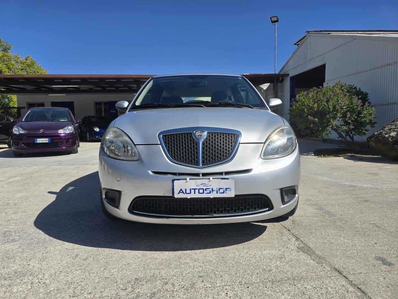 Lancia Ypsilon 1.2 Argento