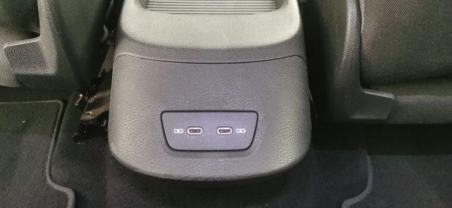 VOLKSWAGEN ID.3 Pro Performance 150KW (340 km di autonomia)
