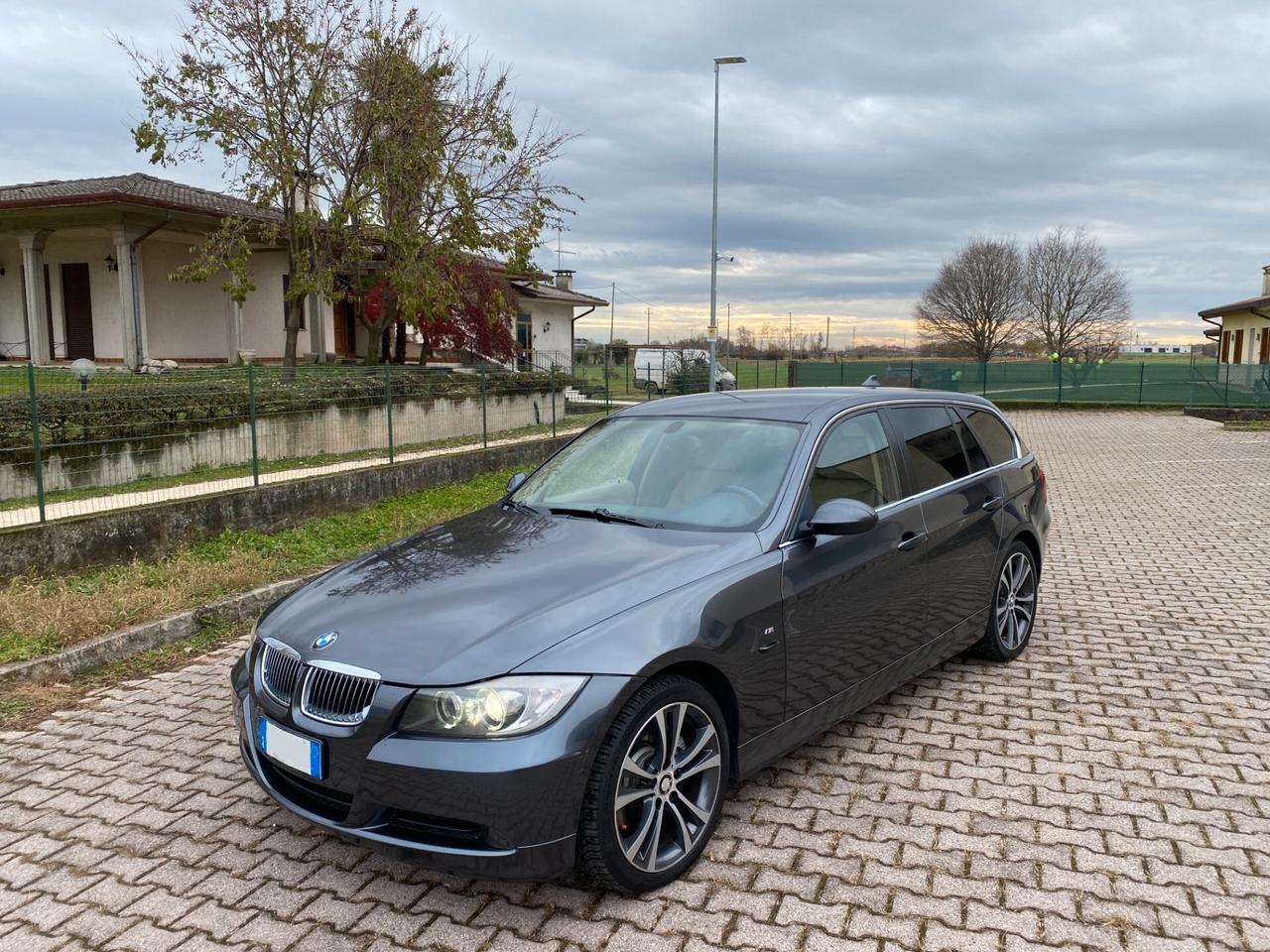 Bmw 330xd Touring Full Optional