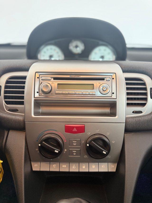 LANCIA Ypsilon 1.2 69 CV Argento