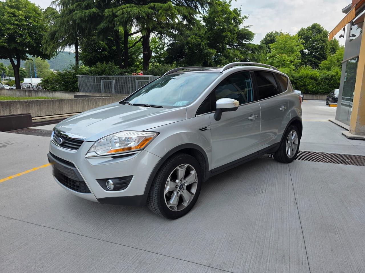 Ford Kuga 2.0 TDCi 136 CV 4WD Titanium DPF