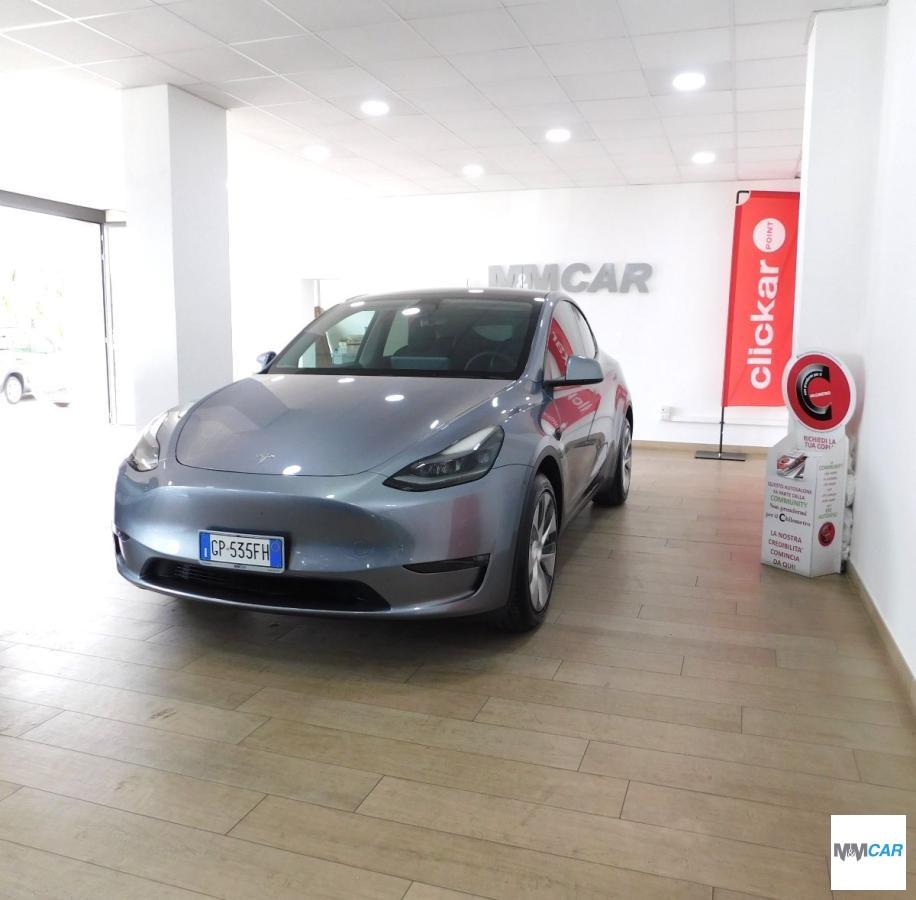 TESLA - Model Y - Long Range AWD
