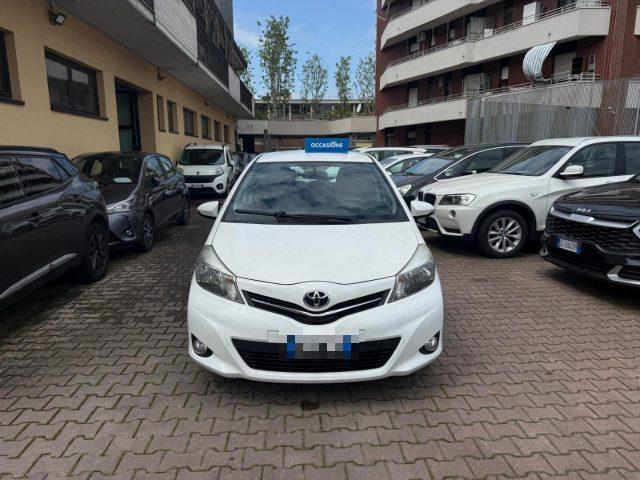 TOYOTA Yaris 1.3 5 porte Lounge