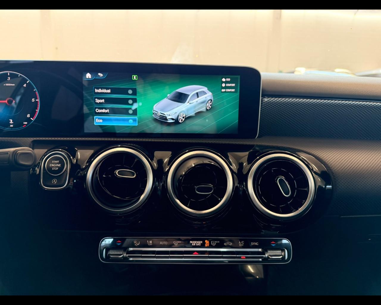 Mercedes-Benz Classe A (W177) - A 180 d Automatic Sport