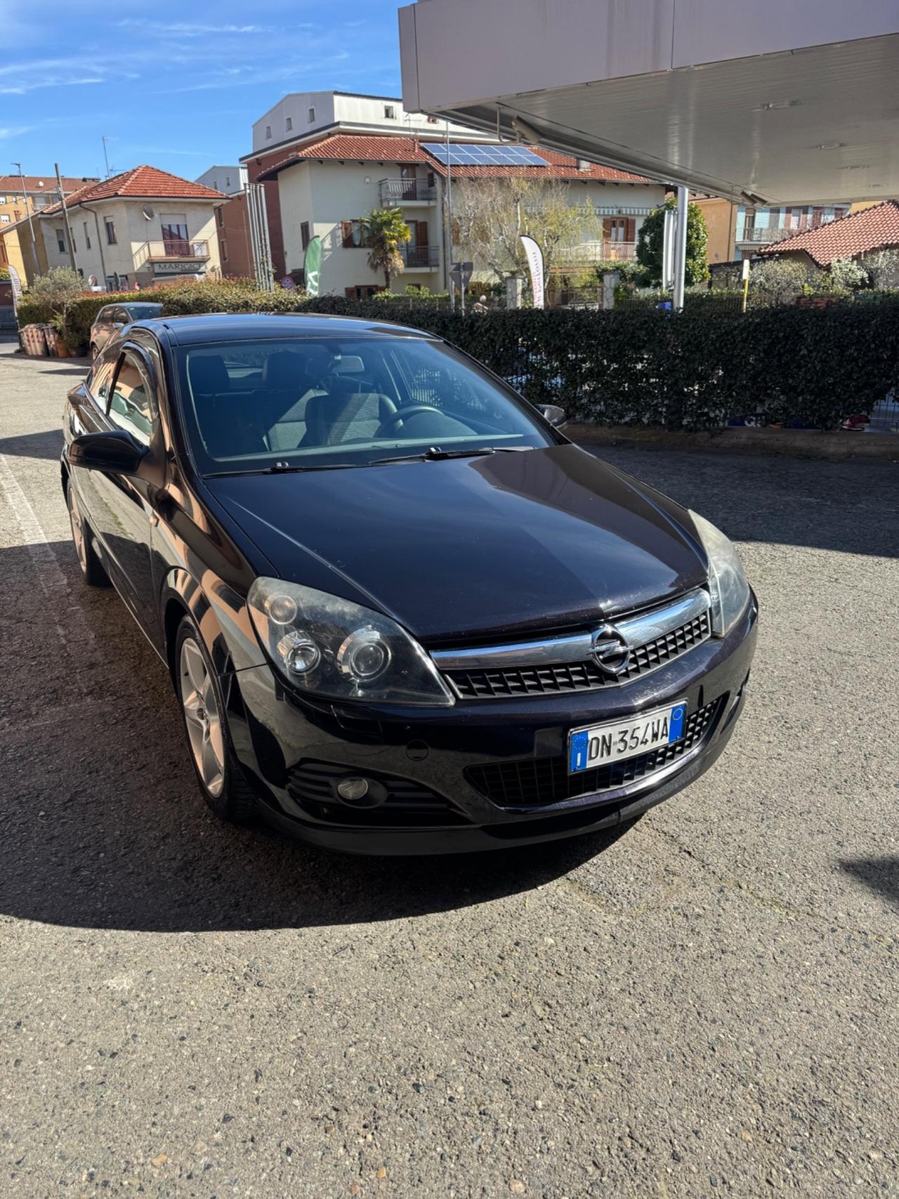 Opel Astra GTC 1.7 CDTI 101CV 3 porte Enjoy