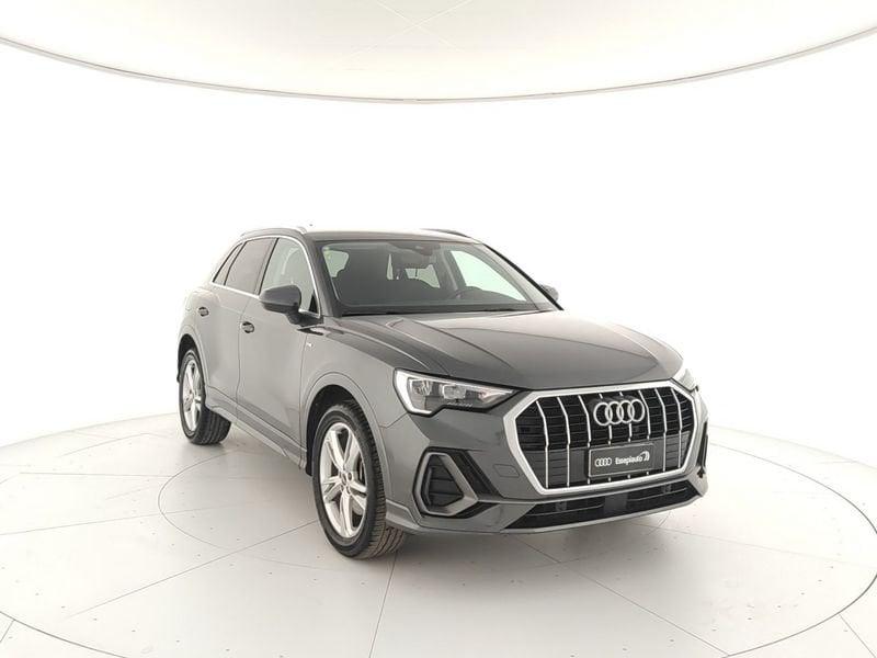 Audi Q3 45 TFSI e S tronic S line edition