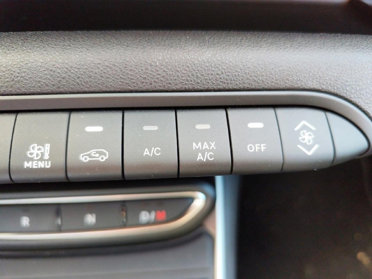 Jeep Avenger 1.2 Turbo 136 CV MHEV 4xe Upland