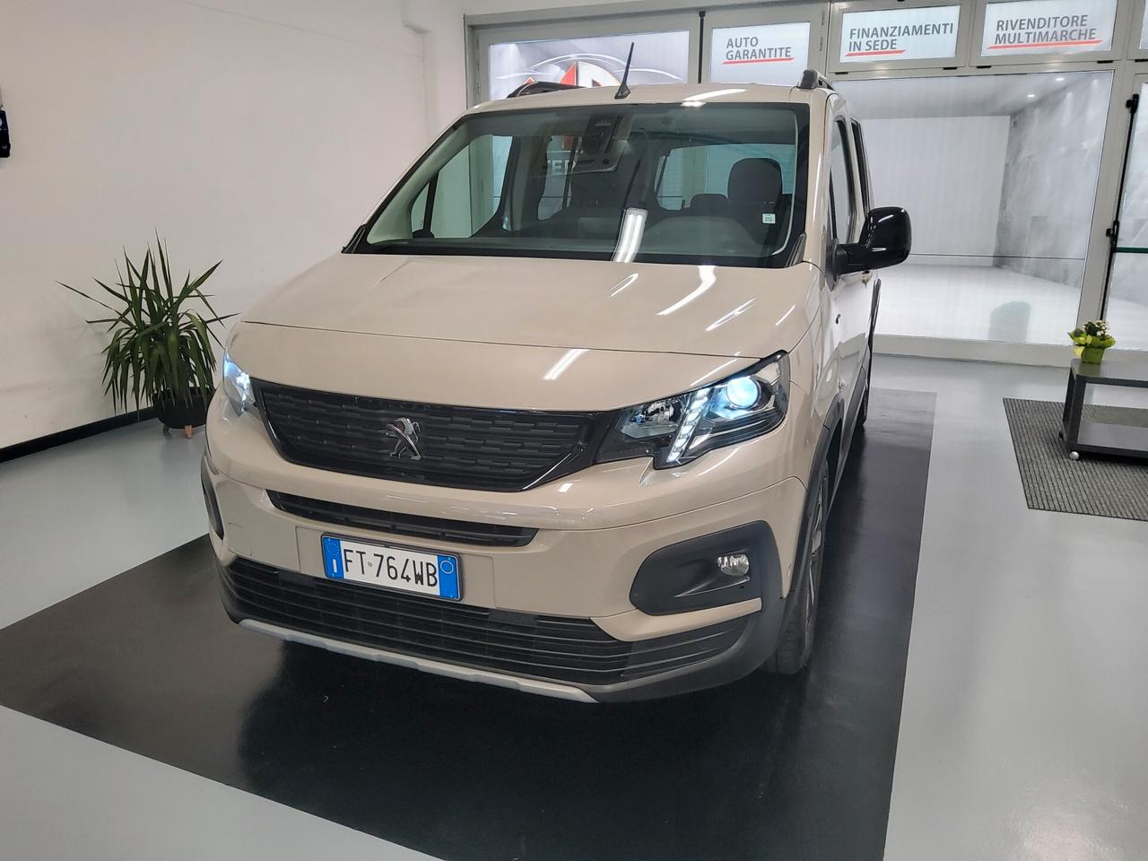 Peugeot Rifter BlueHDi 130 S&S EAT8 GT Line Standard