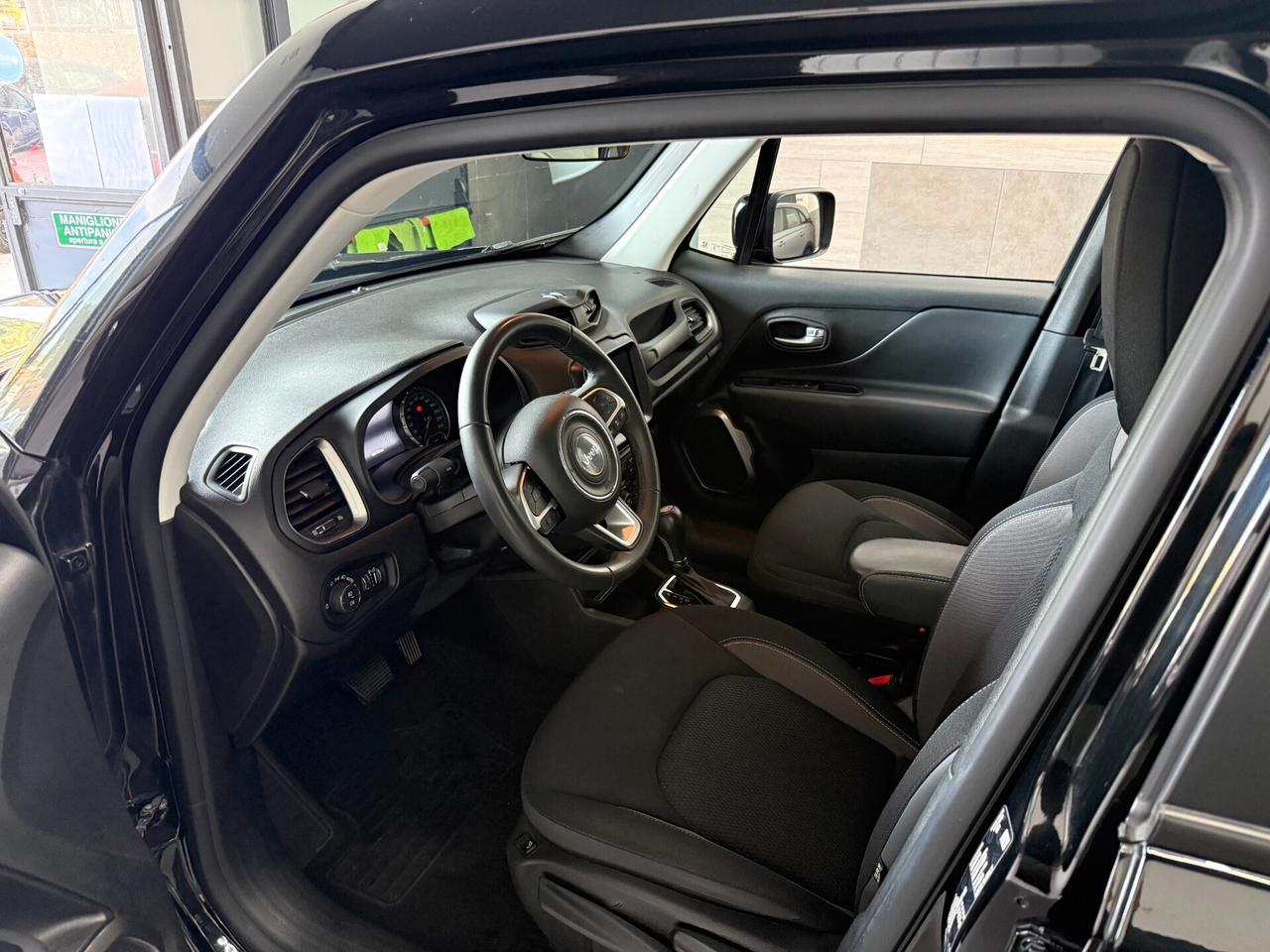 Jeep Renegade 1.5 Turbo T4 MHEV Limited