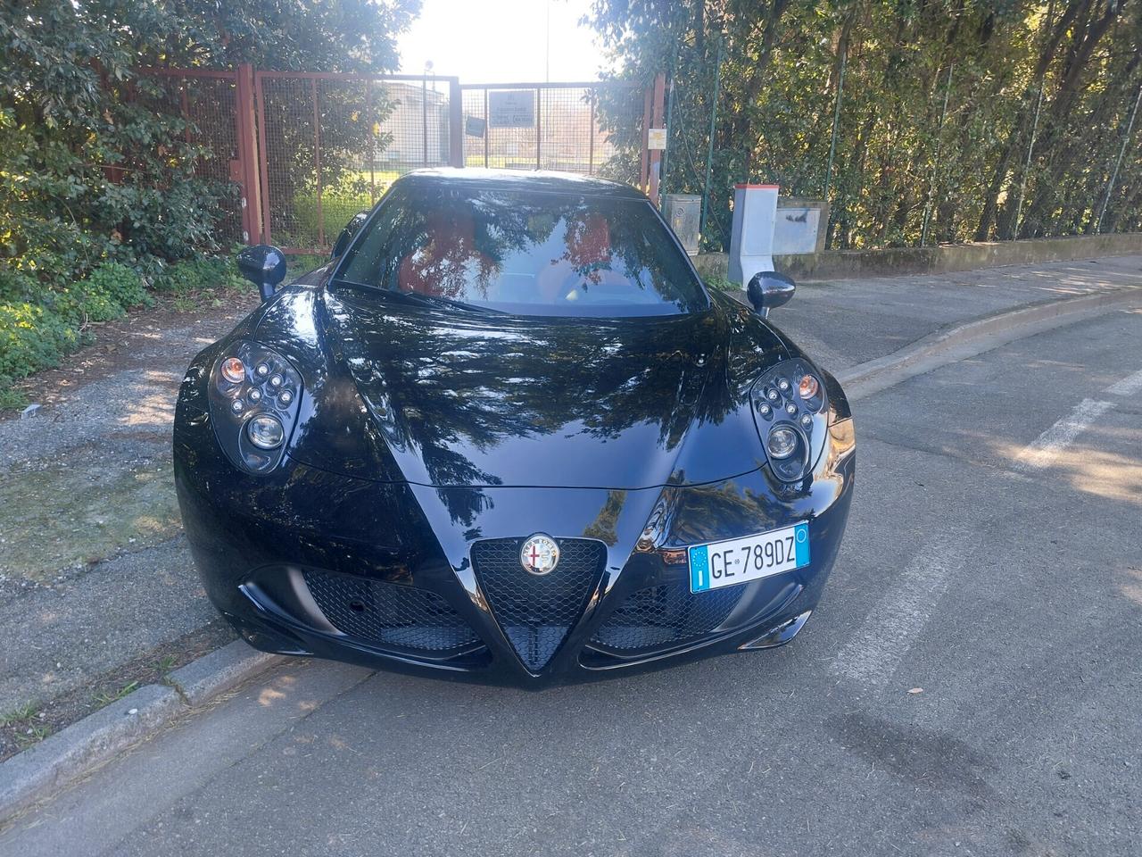 Alfa Romeo 4C 1750 TBi