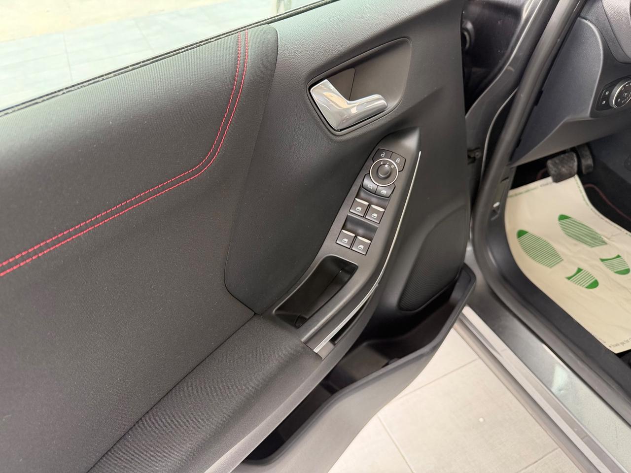 Ford Puma 1.0 EcoBoost Hybrid 125 CV S&S aut. ST-Line