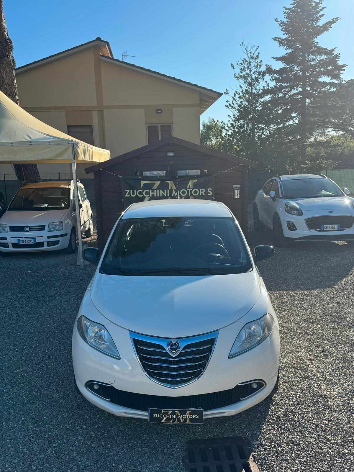 Lancia Ypsilon 1.2 69 CV 5 porte GPL Ecochic Gold