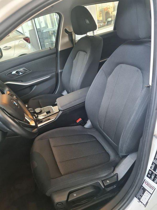 BMW Serie 3 320d xDrive Business Advant. aut