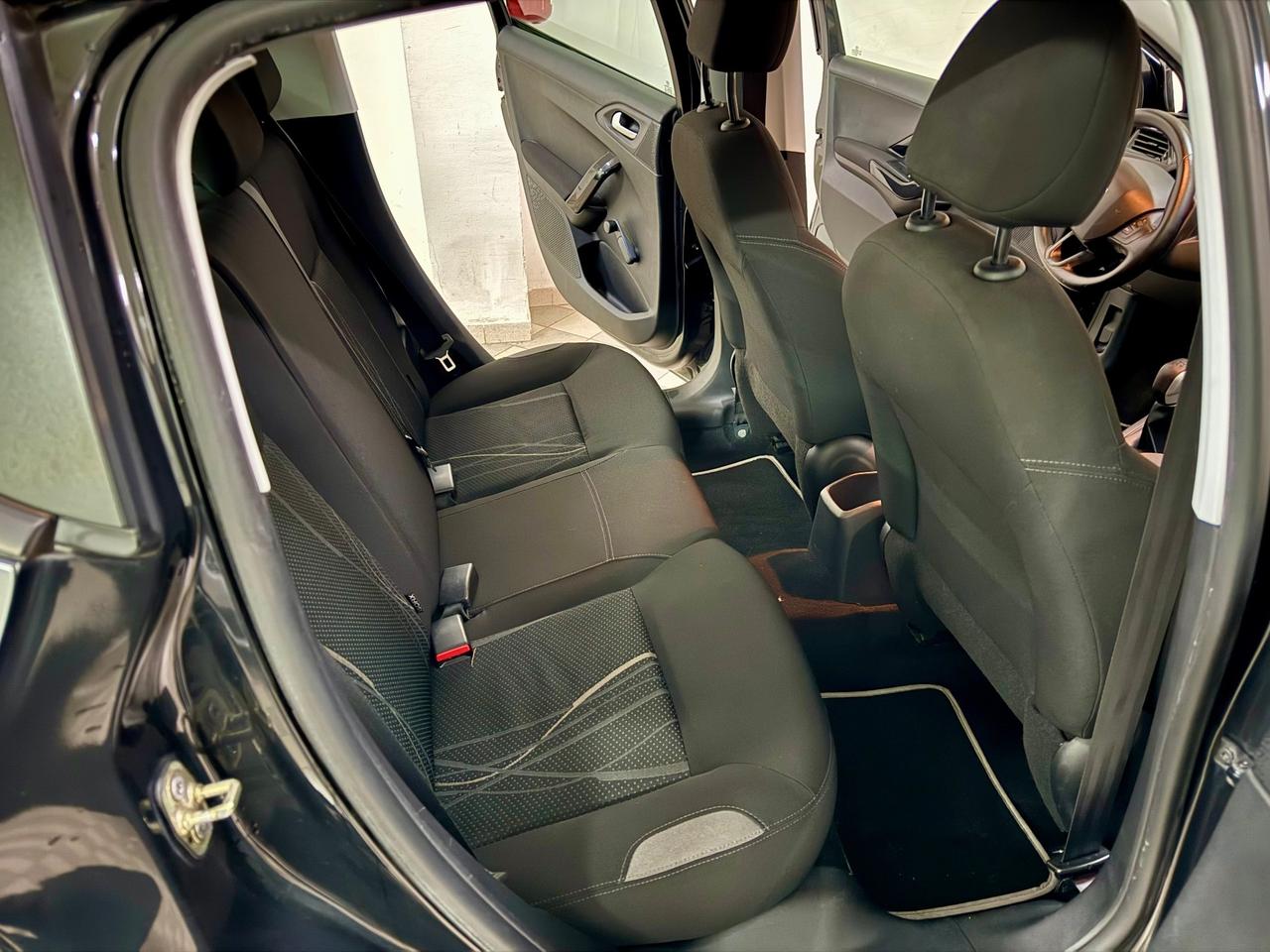 Peugeot 208 1.4 VTi 95 CV 5p. Active