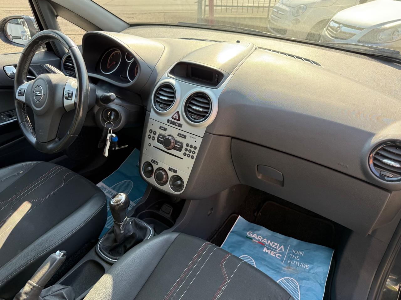 Opel Corsa 1.2 5 porte Sport