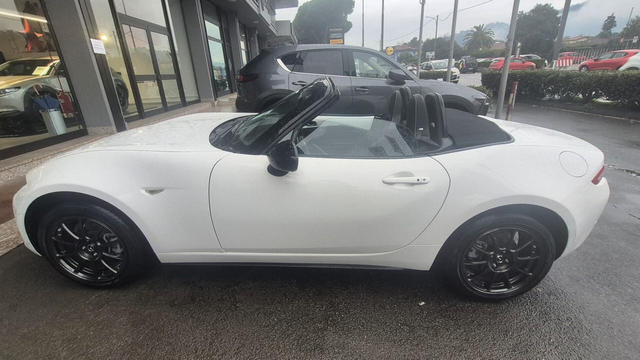Mazda MX-5 1.5L Skyactiv-G Homura