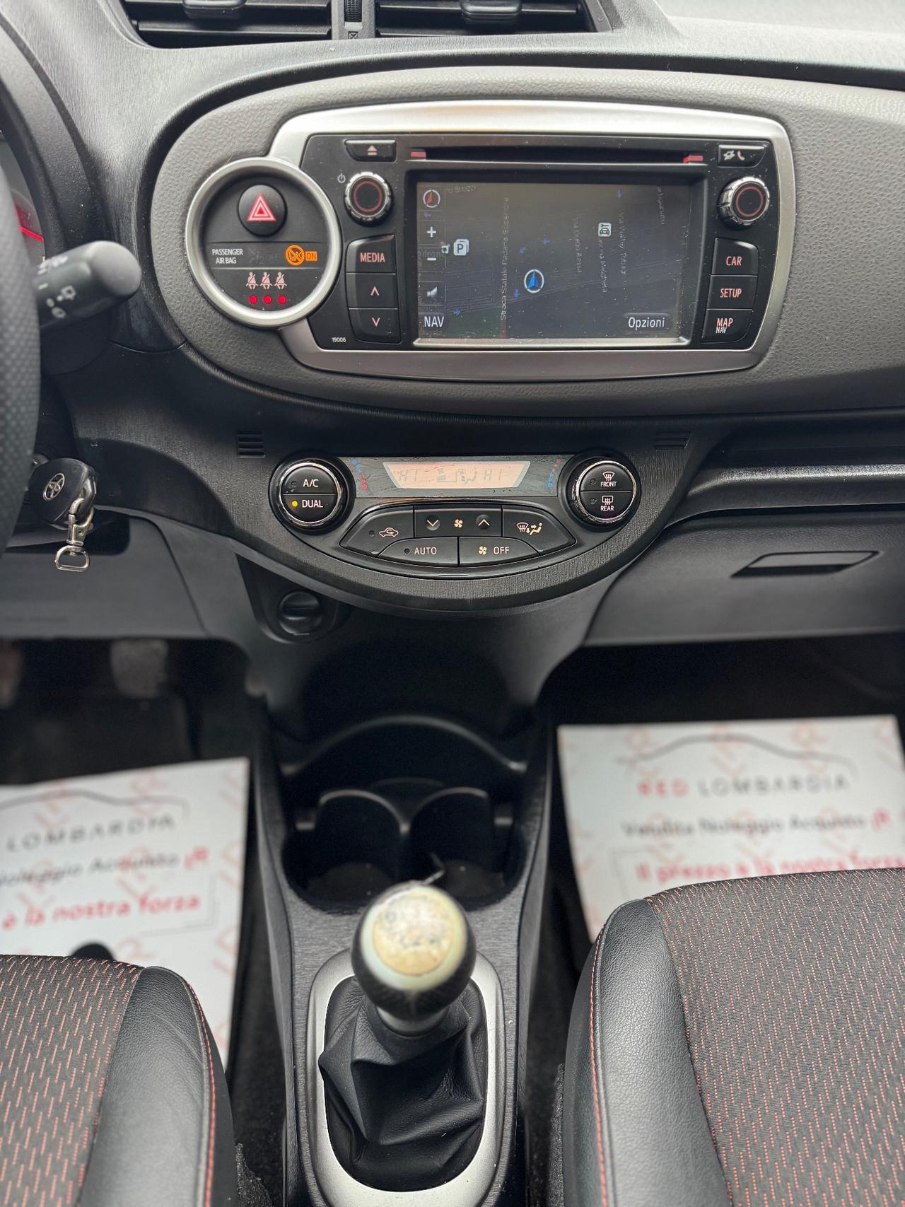 Toyota Yaris 1.3 3 porte Lounge CVT Stop & Start