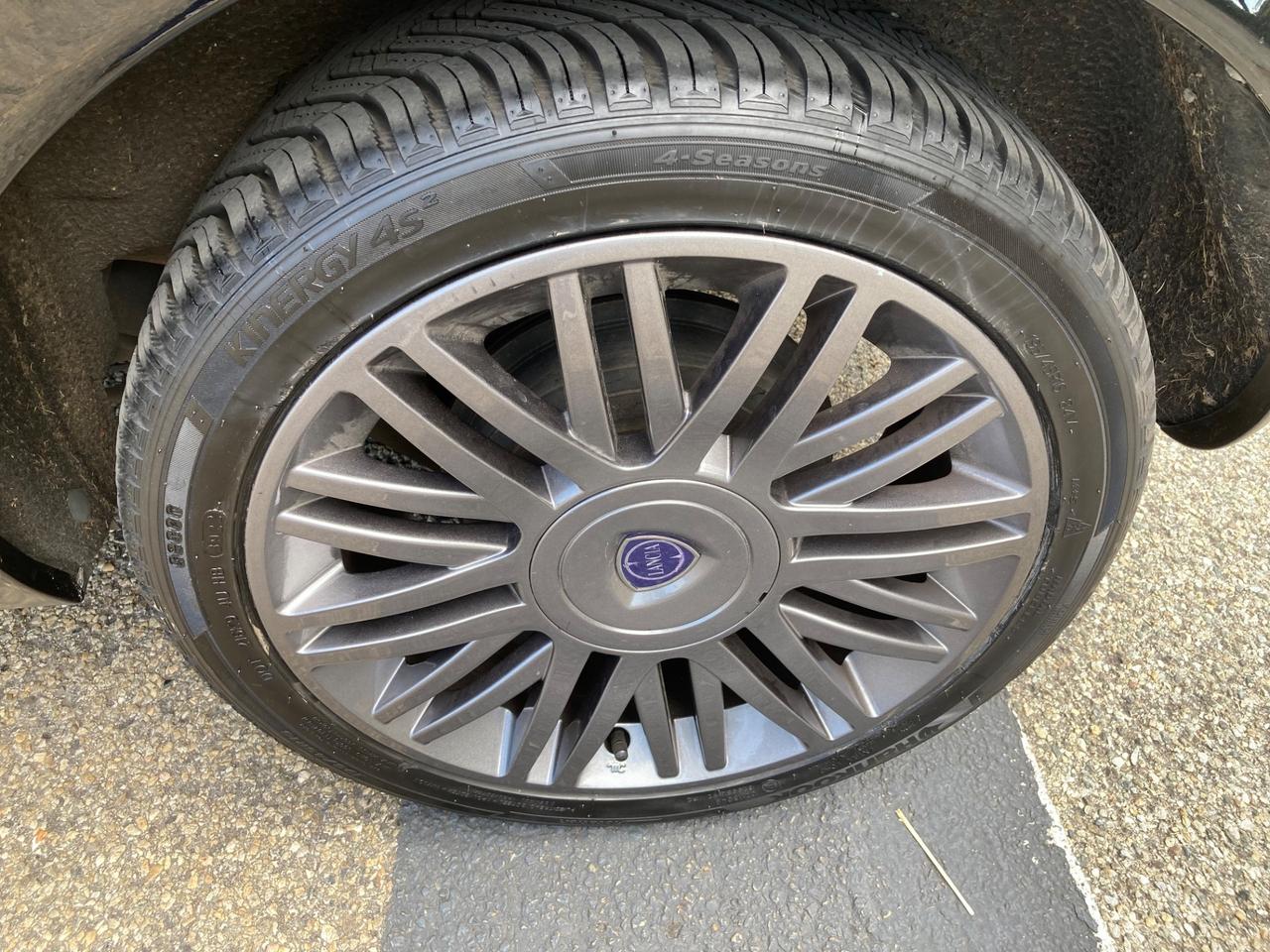 Lancia Ypsilon 1.2 69 CV Elle