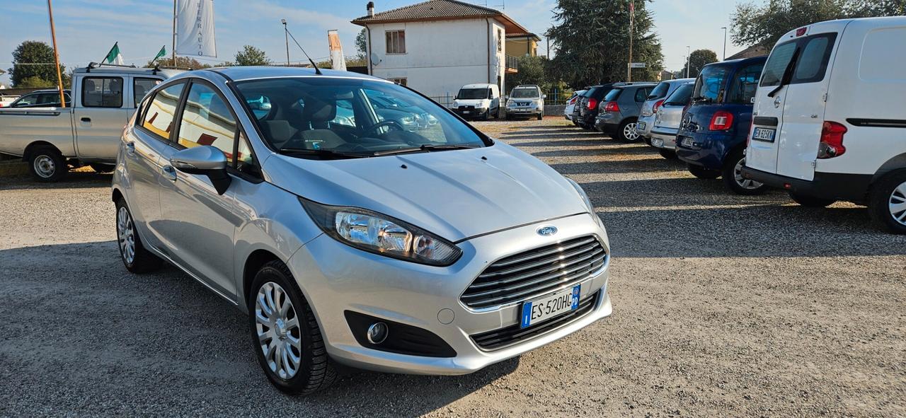 Ford Fiesta 1.4 5p. Bz.- GPL Titanium