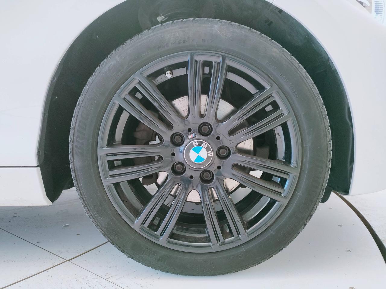 BMW Serie 1 F/20-21 2015 120d 5p xdrive Sport auto