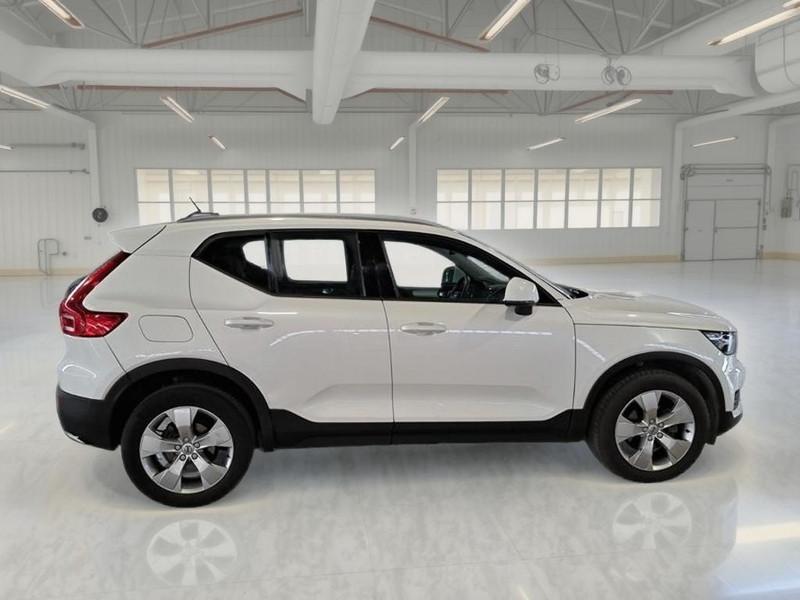 VOLVO XC40 T2 AUTOMATICO MOMENTUM SUV