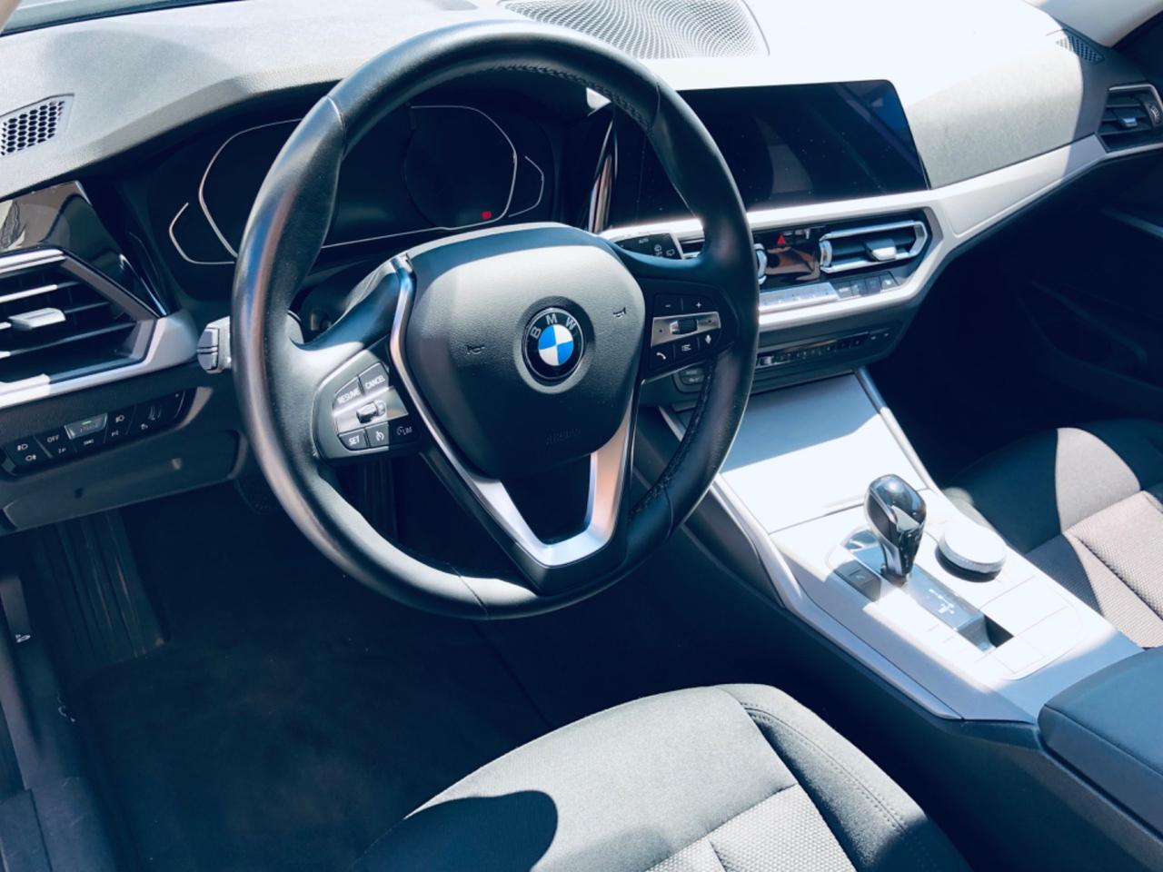 Bmw 318 d hybrid 48V Touring Lounge Business