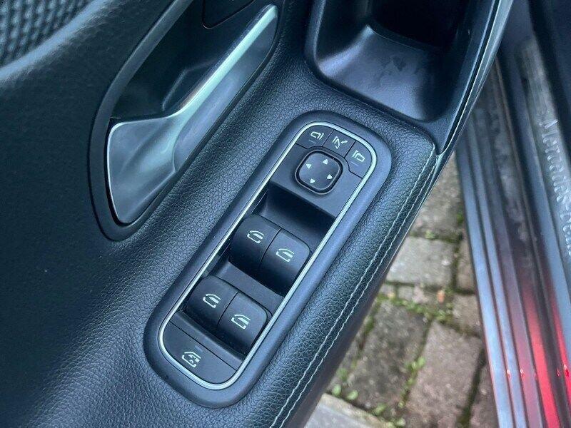 Mercedes-Benz Classe A A 180 d Automatic Premium