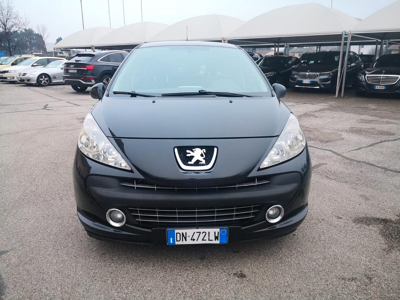 Peugeot 207 1.4 benz 95CV 5p. ***NEOPATENTATI***