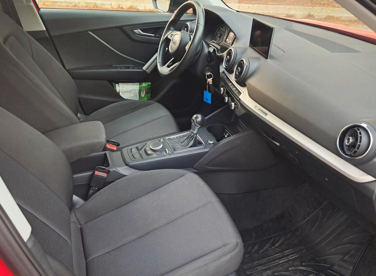 Audi Q2 35 TDI quattro S tronic Admired