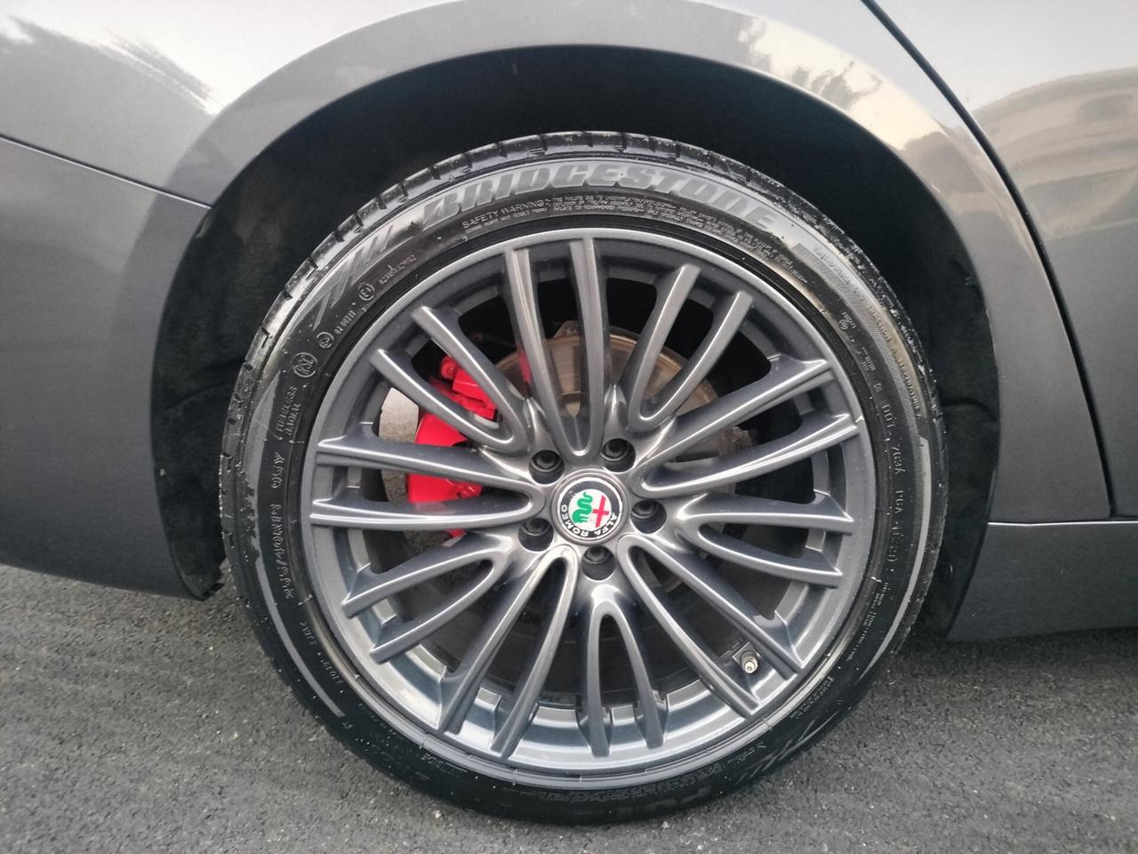 Alfa Romeo Giulia 2.2 Turbodiesel 180 CV AT8 veloce